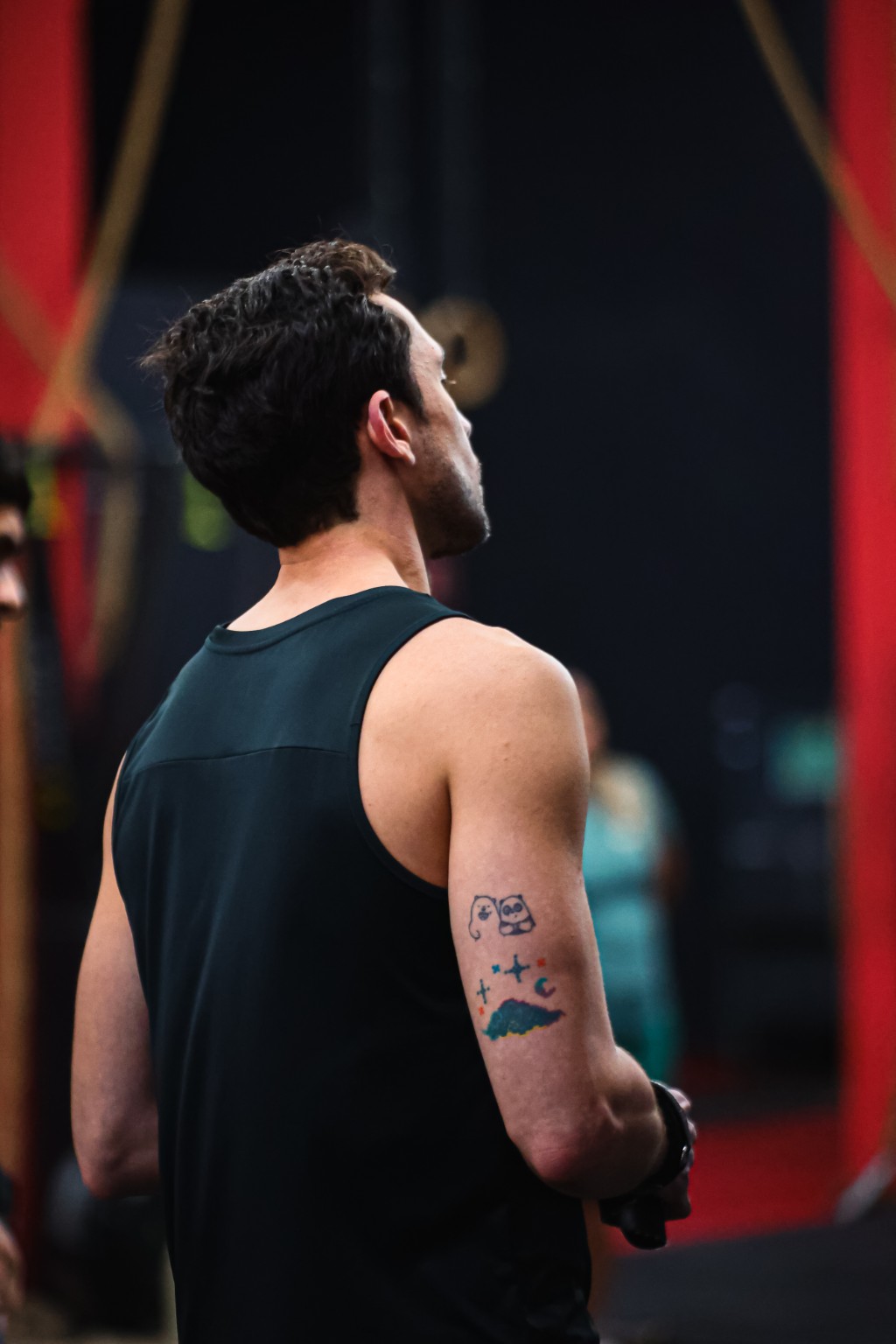 Aluno na área de treino da CrossFit Imperatriz